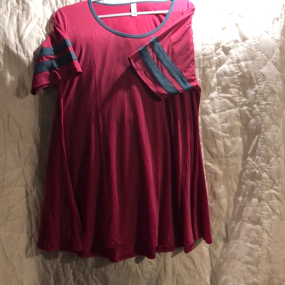 Lularoe perfect T
